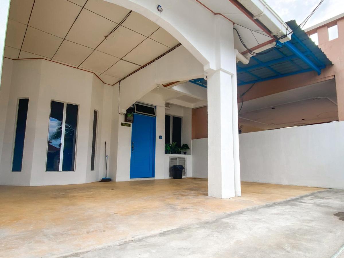 Tamu Place @ Bayas Indah Kuala Terengganu Exterior photo
